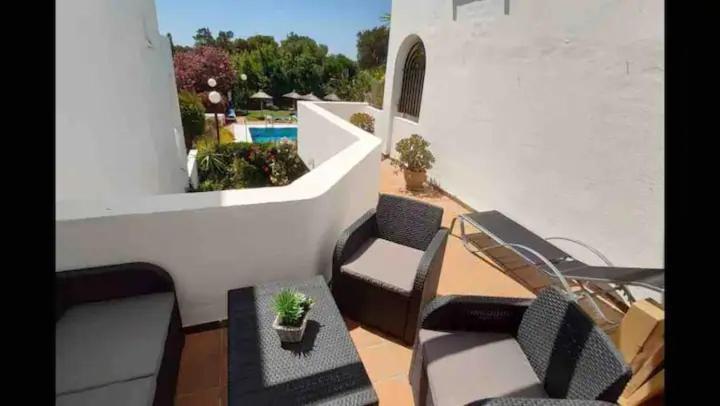 Ferienwohnung Urb Jardines De Sotogrande Duplex, 120 M2 Exterior foto